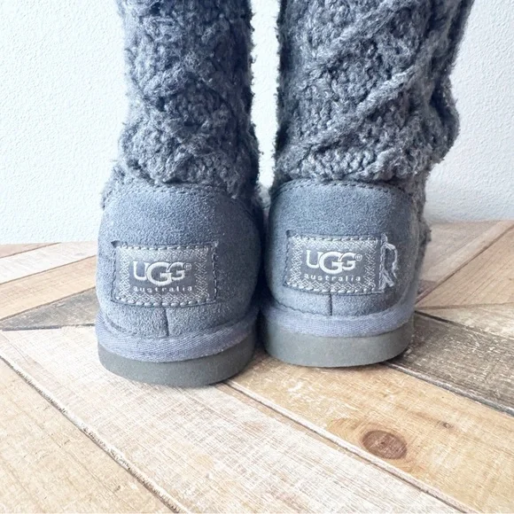 Ugg Lattice Knit Gray Quilted Women's Boots - Picture 10 of 15